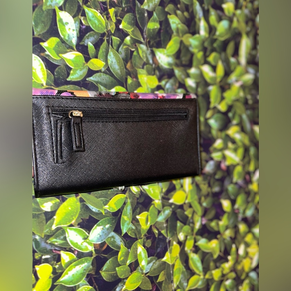 Wallet - Picture 3 of 3